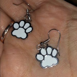 New Dog Paw Earrings🐾🤑